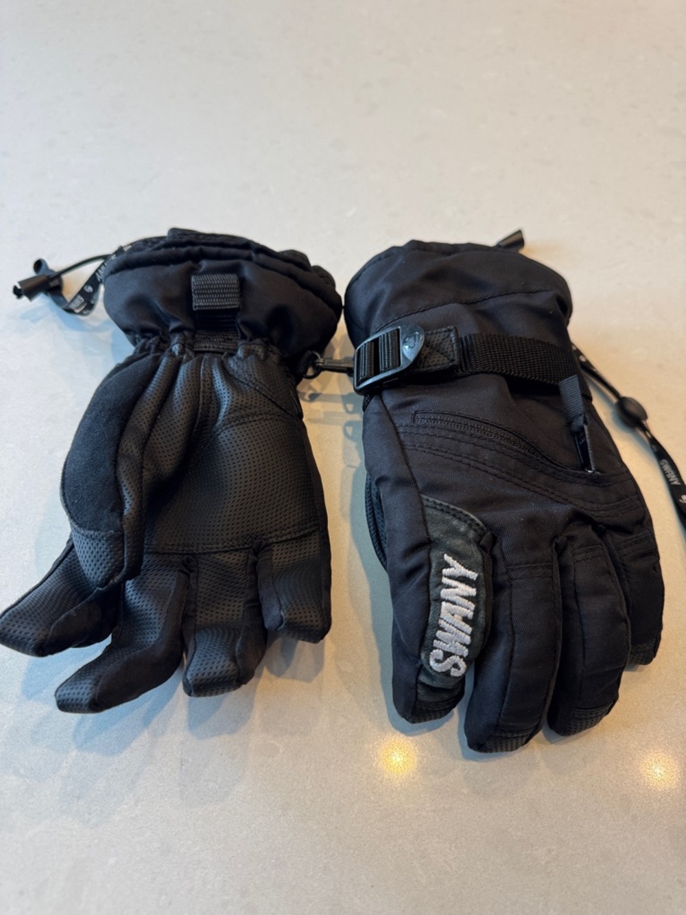 Swany Kids Black Ski Mittens with Adjustable Strap
